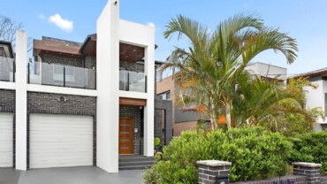 25 Chaseling Street, Greenacre NSW 2190