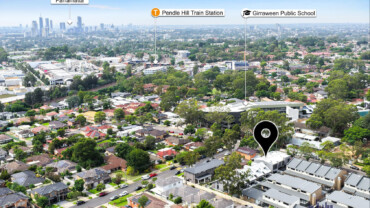 2/10 Bando RoadGirraween, NSW 2145